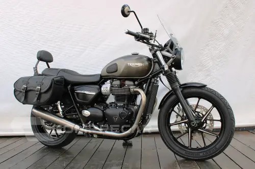 TRIUMPH STREET TWIN
