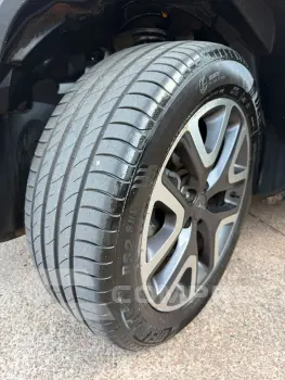 RENEGADE 1.8 16V Longitude