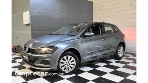 Volkswagen POLO - 1.0 MPI TOTAL MANUAL 4 portas