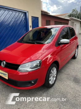 Volkswagen FOX 1.6 MI Rock IN RIO 8V 4 portas