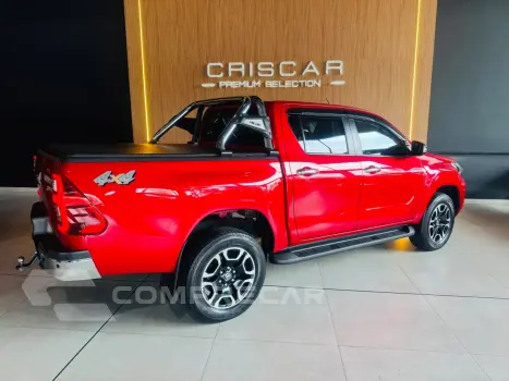 HILUX 2.8 D-4D TURBO DIESEL CD SRX 4X4 AUTOMÁTICO