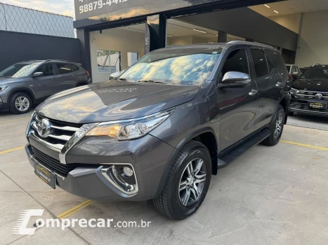 Hilux SW4 SRV 4x2 2.7 Flex 16V Aut.