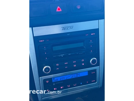 GOLF 1.6 MI TECH 8V FLEX 4P MANUAL