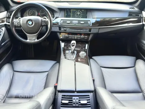 550i 4.4 SEDAN V8 32V GASOLINA 4P AUTOMÁTICO