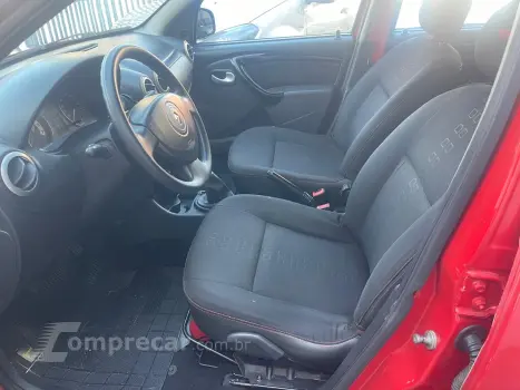 SANDERO 1.6 GT Line Limited