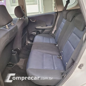 Fit 1.4 16V 4P LX FLEX