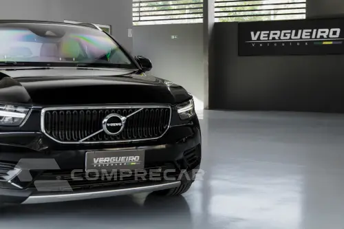 XC40 2.0 T5 Momentum AWD Geartronic