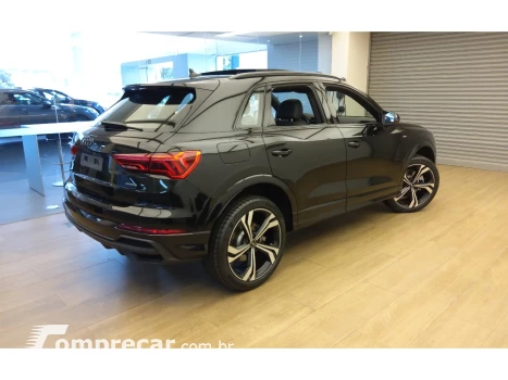 Q3 2.0 40 TFSI GASOLINA PERFORMANCE BLACK QUATTRO TIPTRONIC