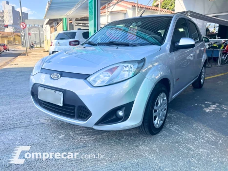 FIESTA 1.6 MPI Class Hatch 8V