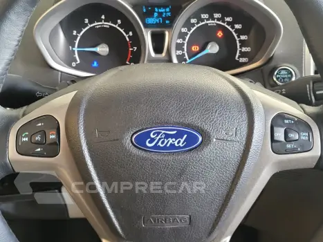 EcoSport TITANIUM 2.0 16V Flex 5p Aut.