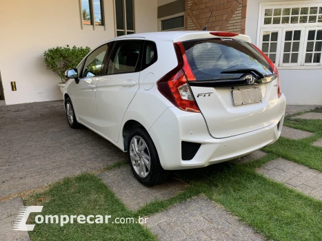 Fit LX 1.4 8V automático cvt