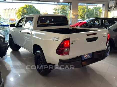 Hilux CD 4x4 2.8 Diesel Mec.