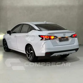VERSA Exclusive 1.6 16V Flex Aut.