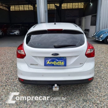 Focus Hatch 1.6 16V 4P FLEX SE POWERSHIFT AUTOMÁTICO