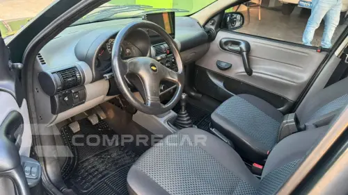 Classic Sedan 1.0 4P VHCE FLEX LS