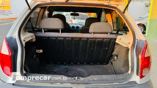 CELTA 1.0 MPFI Life 8V