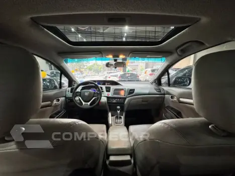 CIVIC - 1.8 EXS 16V 4P AUTOMÁTICO