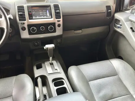 FRONTIER 2.5 SV ATTACK 4X4 CD TURBO ELETRONIC DIESEL 4P AUTO