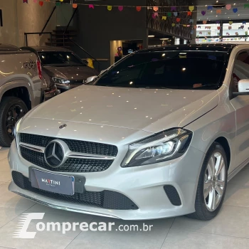 Mercedes-Benz Classe 200 1.3 TB Advance Aut. 4 portas