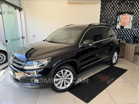 Volkswagen TIGUAN 1.4 TSI 16V Turbo 4 portas