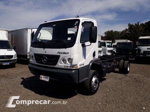 Mercedes-Benz Mercedes benz ACCELO 1016 2 portas