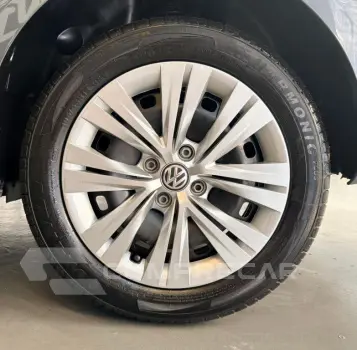 VOYAGE 1.0 12V MPI Totalflex