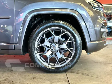 COMMANDER 1.3 T270 TURBO FLEX OVERLAND AT6
