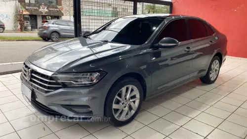 Volkswagen VOLKSWAGEN JETTA 1.4 250 TSI TOTAL COMFORTLINE 4 portas