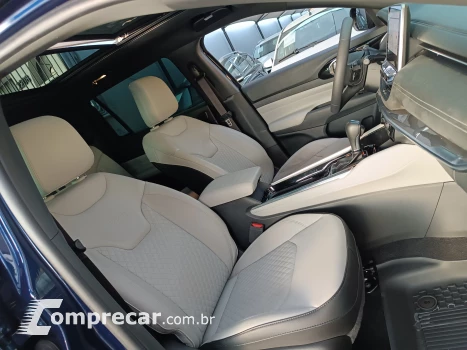 COMMANDER 1.3 T270 Turbo Overland