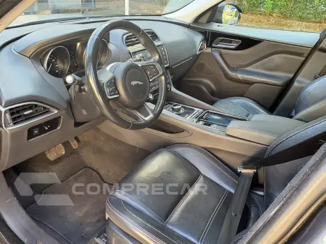 F-PACE 2.0 16V Turbo Prestige AWD