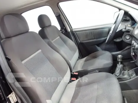 CELTA - 1.0 MPFI LT 8V 4P MANUAL