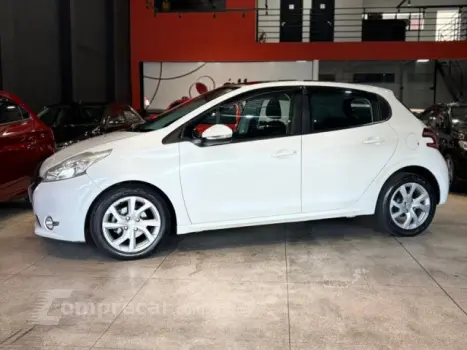 PEUGEOT 208 - 1.5 ACTIVE 8V 4P MANUAL 4 portas
