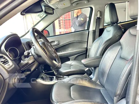 COMPASS 2.0 16V DIESEL LONGITUDE 4X4 AUTOMÁTICO