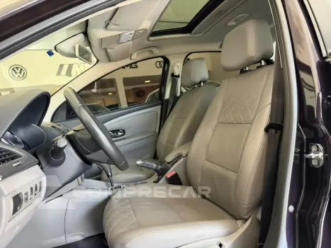 RENAULT FLUENCE Sedan Privilège 2.0 16V FLEX Aut