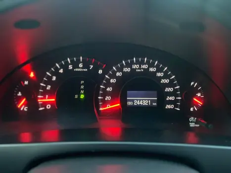 Camry XLE 3.5 24V Aut.