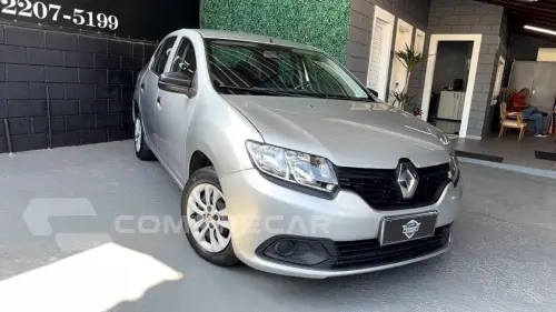 Renault LOGAN Authentique Flex 1.0 12V 4p 4 portas