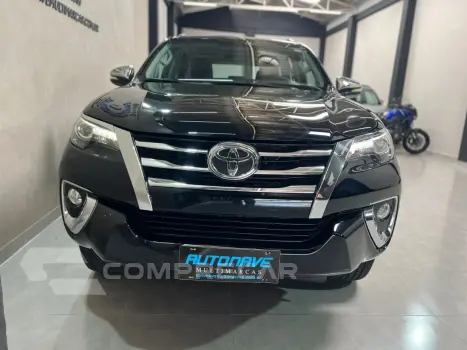 Hilux SW4 2.8 16V 4P SRX 4X4 7 LUGARES TURBO DIESEL AUTOMÁTI