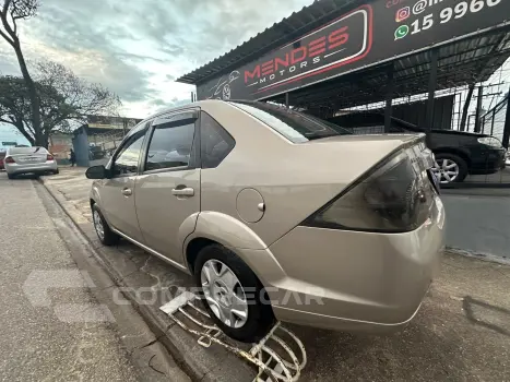 FIESTA 1.6 MPI Class Sedan 8V