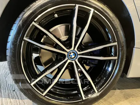 330E 2.0 16V 4P M SPORT HÍBRIDO TURBO AUTOMÁTICO