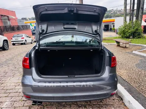 JETTA Highline 2.0 TSI 16V 4p Tiptronic