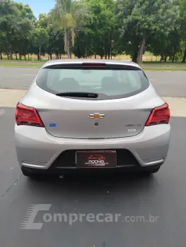 ONIX HATCH LT 1.0 8V FlexPower 5p Mec.