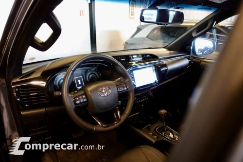 Hilux Caminhonete 2.8 16V SRX 50 ANOS 4X4 TURBO DIESEL CABIN