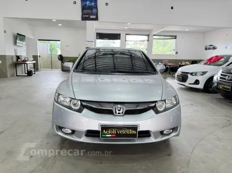 Civic 1.8 Lxs 16V Gasolina 4P Automático