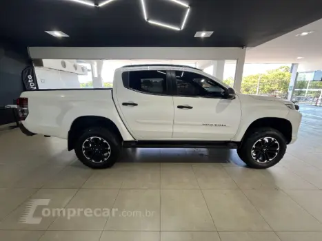 L200 TRITON 2.4 16V Turbo Sport Hpe-s CD 4X4