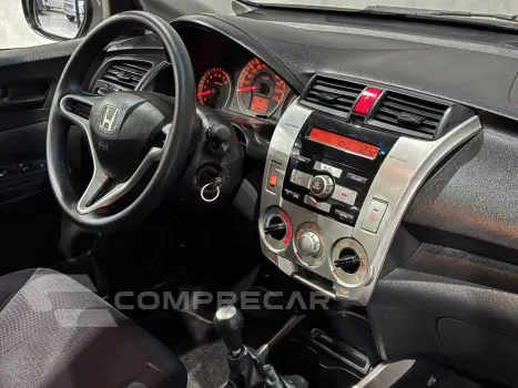 CITY 1.5 LX Sedan 16V