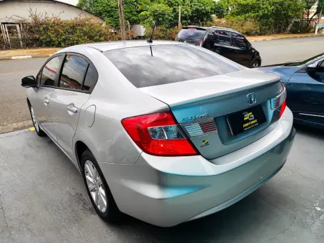 Civic Sedan LXS 1.8/1.8 Flex 16V Aut. 4p