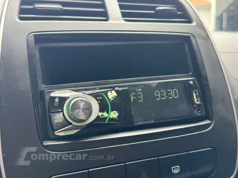 KWID 1.0 12V SCE Life