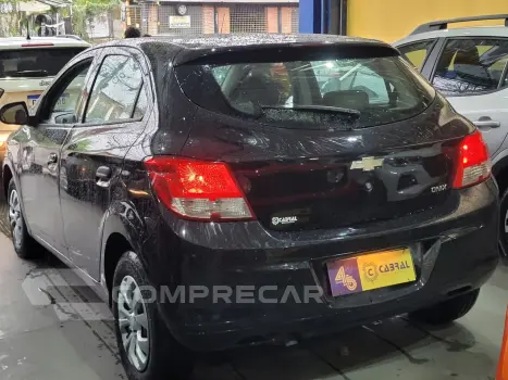 ONIX HATCH LS 1.0 8V FlexPower 5p Mec.