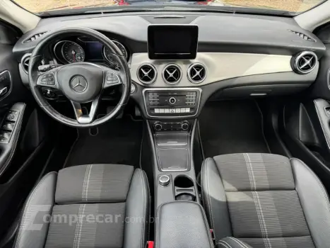 GLA 200 Advance 1.6/1.6 TB 16V Flex Aut.