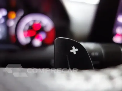 FASTBACK - 1.0 TURBO 200 AUDACE CVT